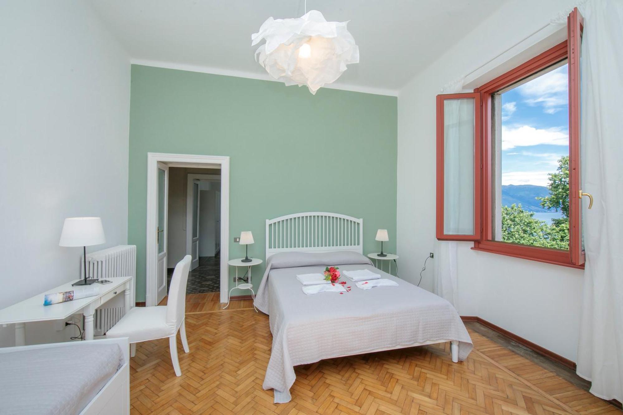 Residenza Oleandro Lake View Luino Center - Happy Rentals מראה חיצוני תמונה
